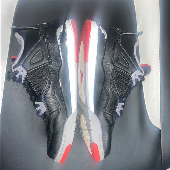 Air Jordan 4 Retro Black and Red Sneakers Pre School Size 3Y - Picture 11 of 17